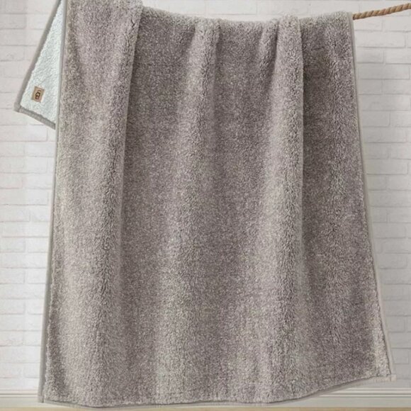 UGG® Classic UGGfluff Throw, 50" x 70" In Fawn - Picture 2 of 4